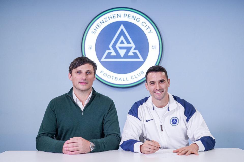 旺财28-深圳新鹏城强阵曝光！中场集齐三大跑男，媒体人：新赛季望6抢4